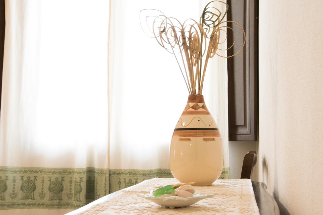 S'Eredeu Apartments Sestu ภายนอก รูปภาพ